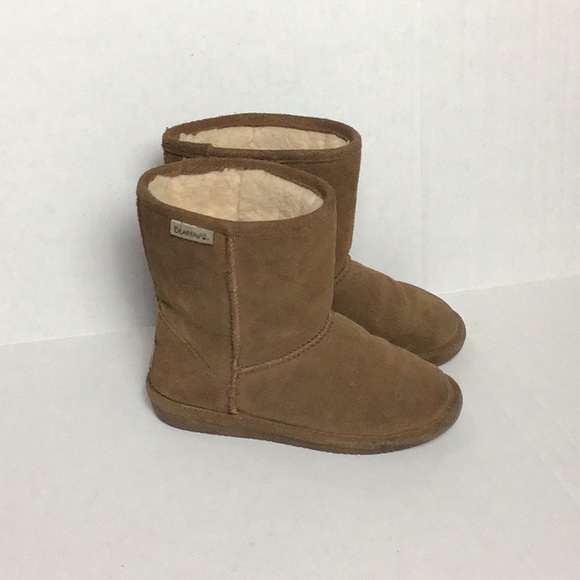 BearPaw Other - Bear Paw Youth Oatmeal Sheepskin Boots